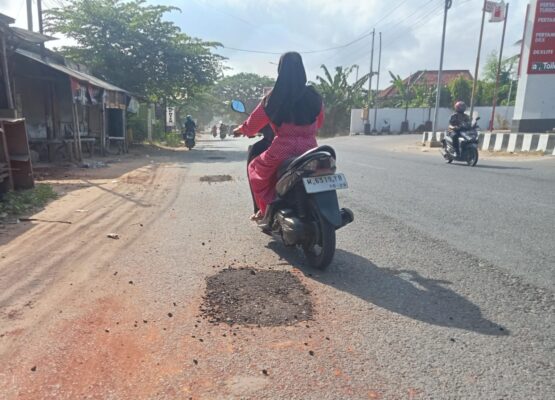 Foto: kondisi bekas galian yang ditimbun seadanya. ©detakkota.com
