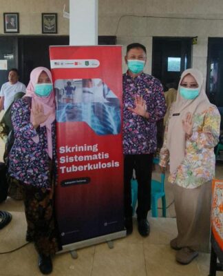 Foto: kepala puskesmas Lenteng. Dtg. Dela maulana ansari