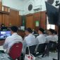 Sidang pembacaan tuntutan para terdakwa kasus tindak pidana korupsi BSPS Sumenep, berlangsung di Pengadilan Tipikor Surabaya. ©detakkota.com