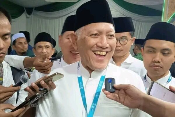 Foto: Ketum PBNU Gus Kikin