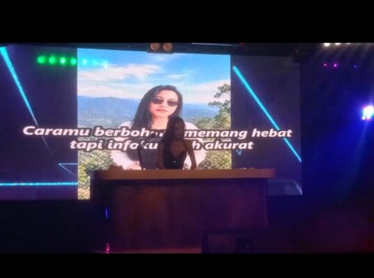 Foto: acara DJ di Mr. Ball